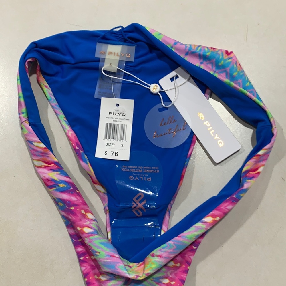 NWT PILYQ Moorea’s Reversible Basic Bikini Bottoms‎ - Picture 4 of 5